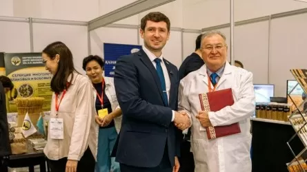 Крупные контракты на сотни миллионов тенге заключили на KazAgro/KazFarm-2025 