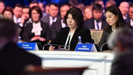 Мемлекет басшысы мұғалімдердің күнделікті жұмысын азайтатын амал айтты