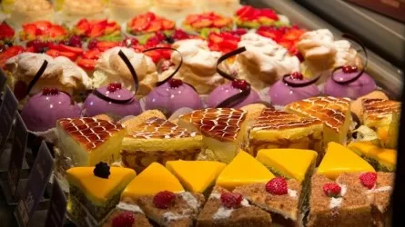 Казахстанцы предпочитают конфеты молоку