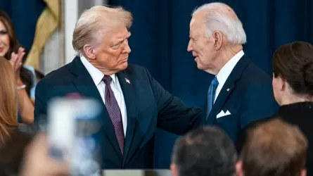 Байден Трампты жер-көкке сыйғызбай мақтады 