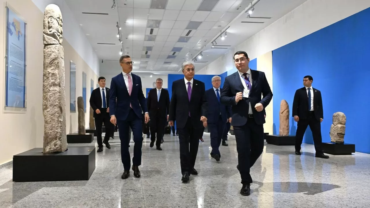 Касым-Жомарт Токаев и Александр Стубб посетили Национальный музей