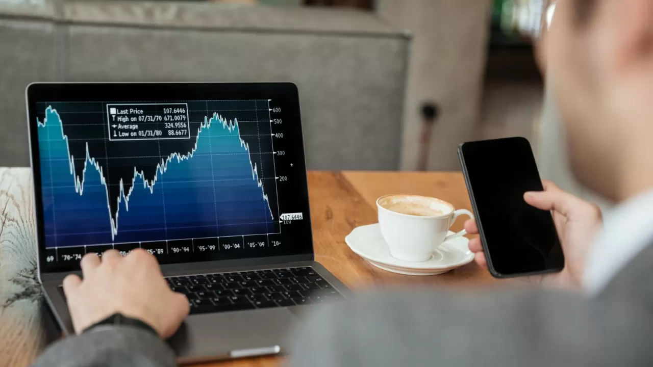 70% акций "Казцинка" у швейцарской Glencore Plc хочет приобрести казахстанский строительный магнат