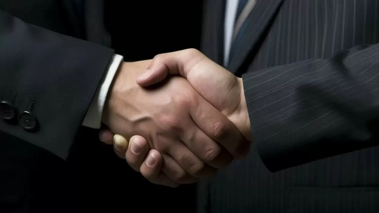 Стала известна оценочная сумма сделки по покупке HomeCredit Bank 