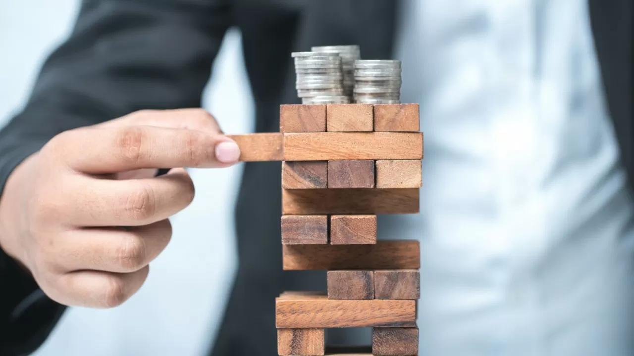 Freedom Bank угрожает новый крупный убыток  