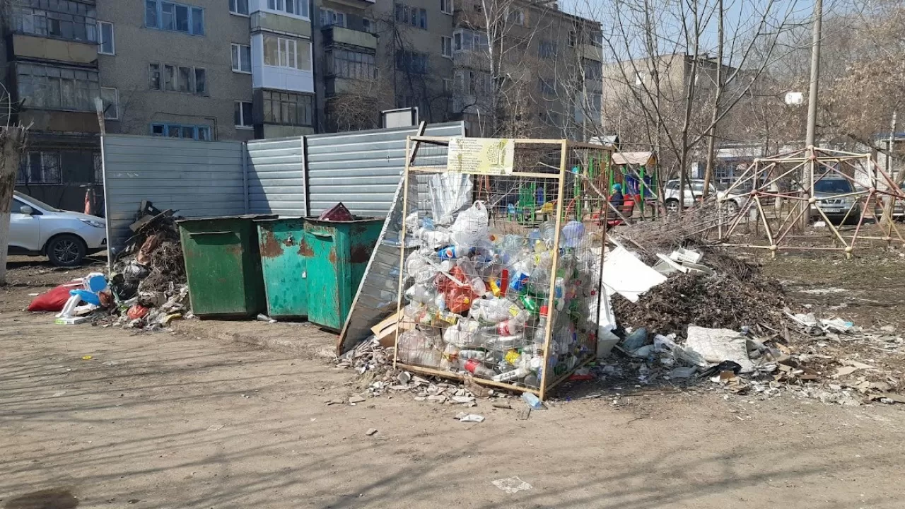 В Костанае прокуратура судится с маслихатом из-за мусора 