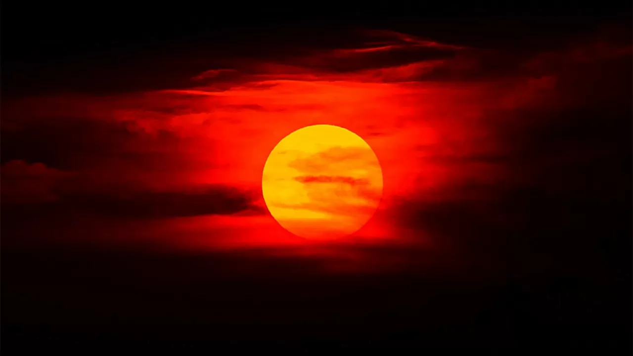 Какой сюрприз ждать от Солнца 20 ноября: новый прогноз магнитных бурь 