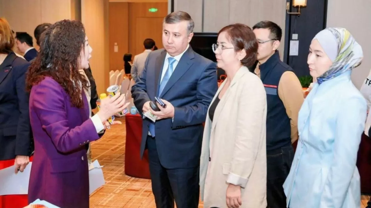 Казахстан договорился с китайскими маркетплейсами о налогах 