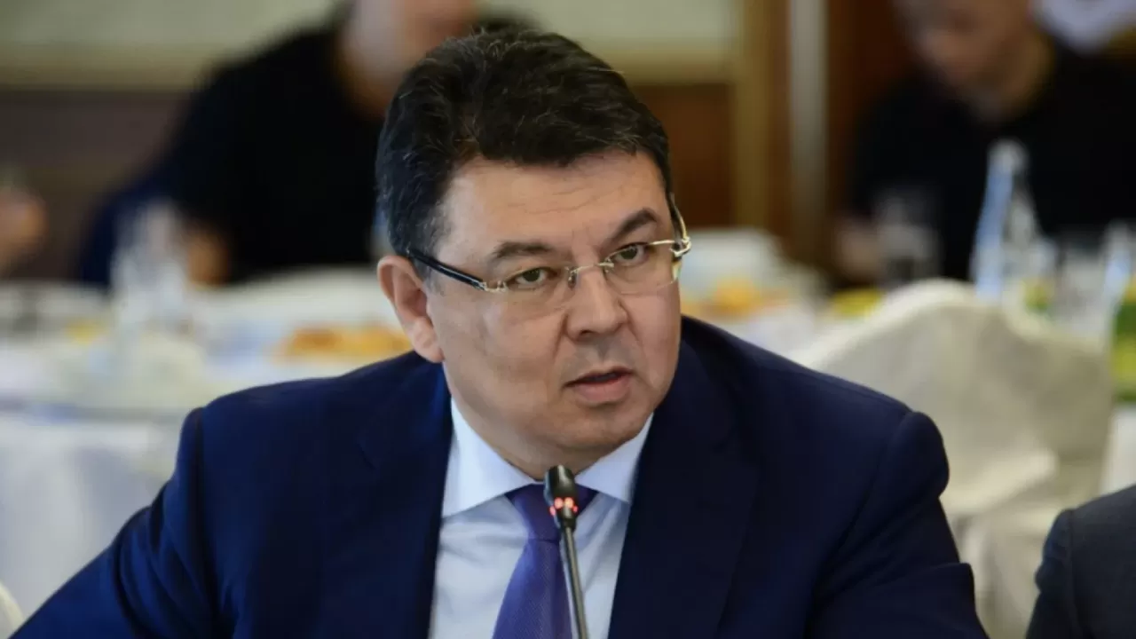 Қанат Бозымбаев Жетісайдағы өрт туралы: Алдын ала қылмыстық құрам жоқ 