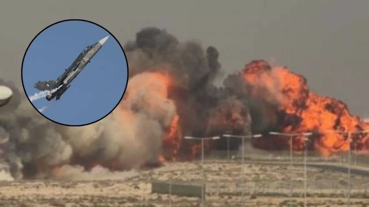 Дубайдағы авиашоуда үндістандық жойғыш ұшақ апатқа ұшырады  