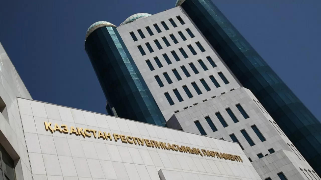 Маулен Ашимбаев ответил, будет ли он спикером однопалатного парламента 