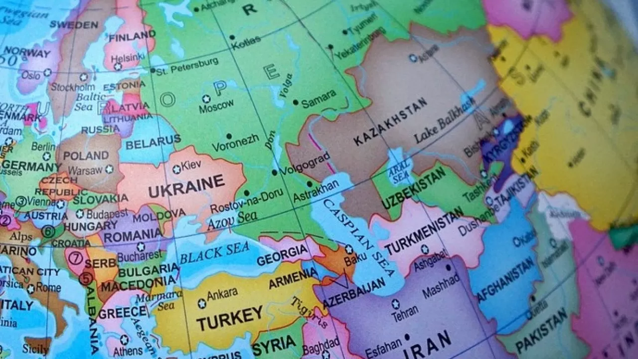 Курильщикам приготовили новый запрет, made in Central Asia и рост долгожителей 