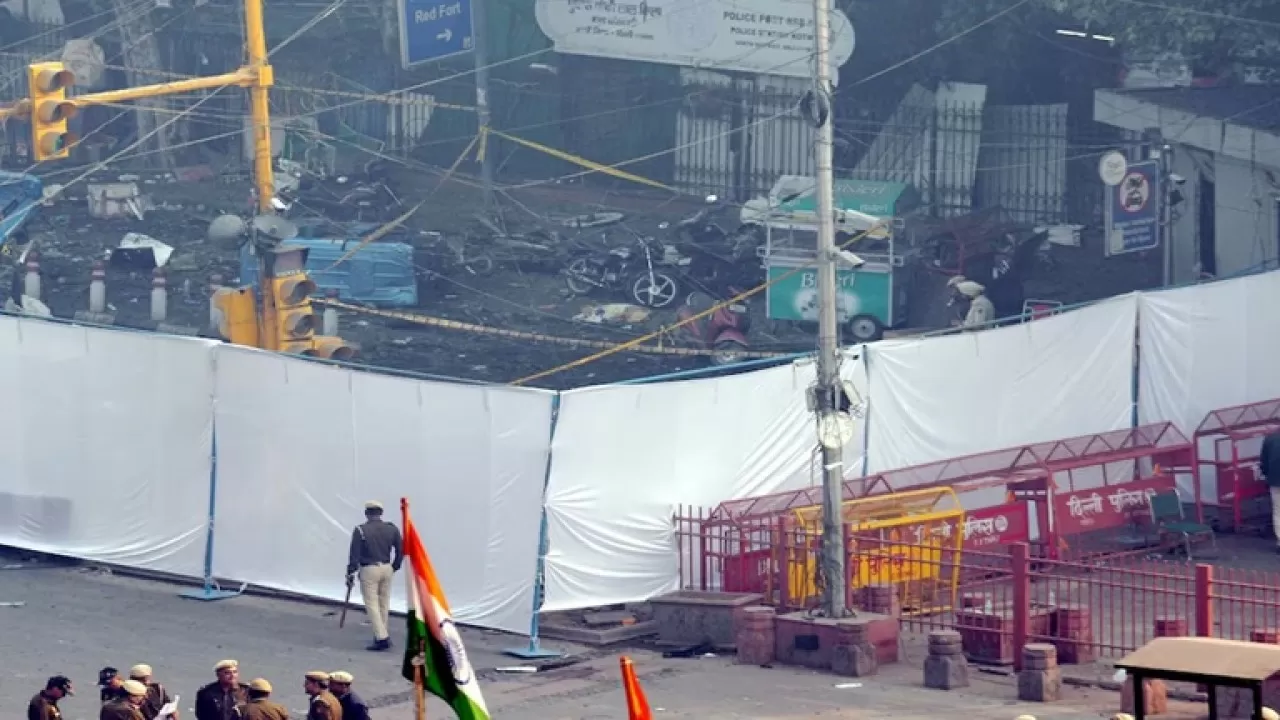 Число жертв взрыва в Дели увеличилось до 13: власти заявили о теракте 