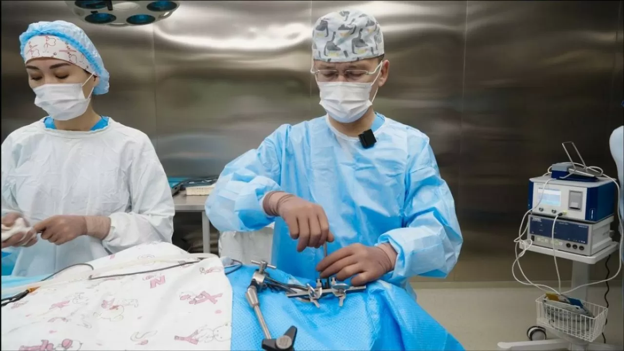 Қазақстанға ем іздеп келген Канада азаматына сәтті ота жасалды