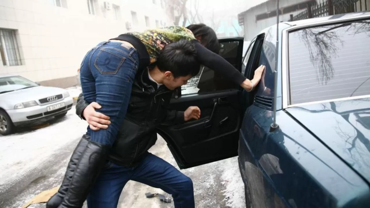 Қазақстанда 7 қызды алып қашқан 15 адам ұсталды