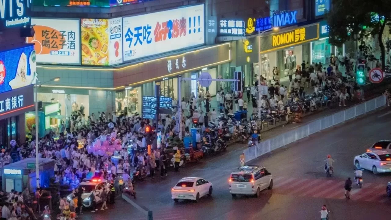 Китай продлит безвизовый режим для граждан более 40 стран 