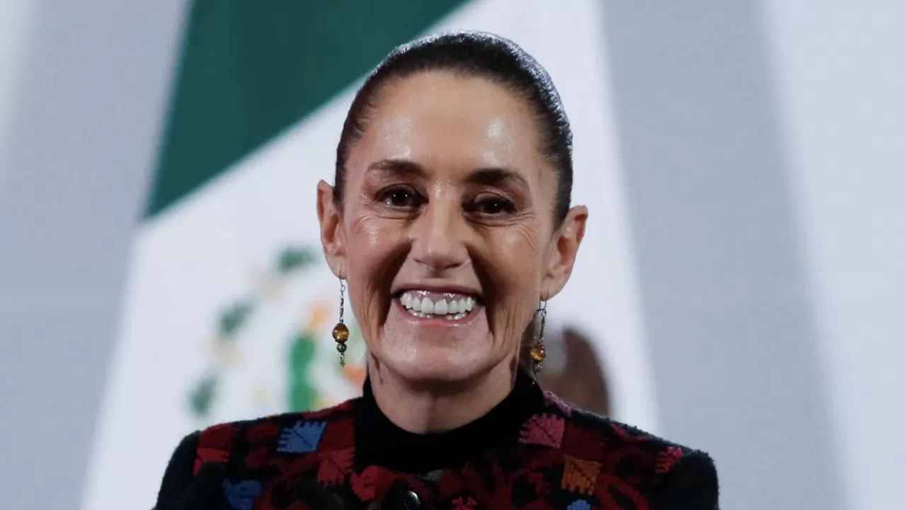 Мексика президенті көпшіліктің көзінше ыңғайсыз жағдайға тап болды