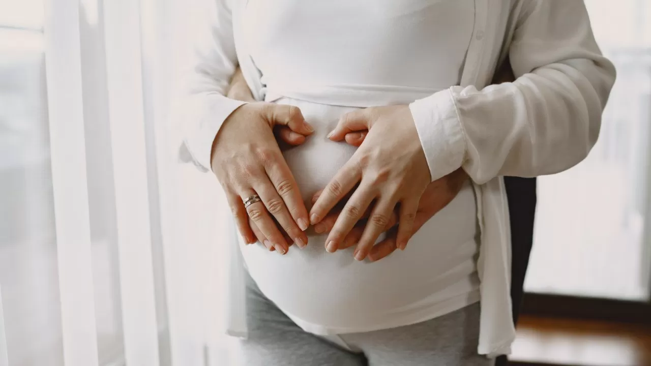 Соцвыплату по беременности можно будет оформить через казахстанские банки