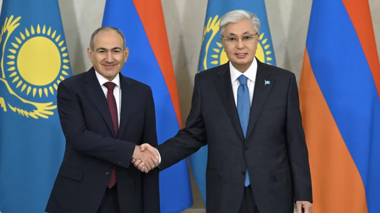 Токаев и Пашинян обсудили стратегическое сотрудничество 