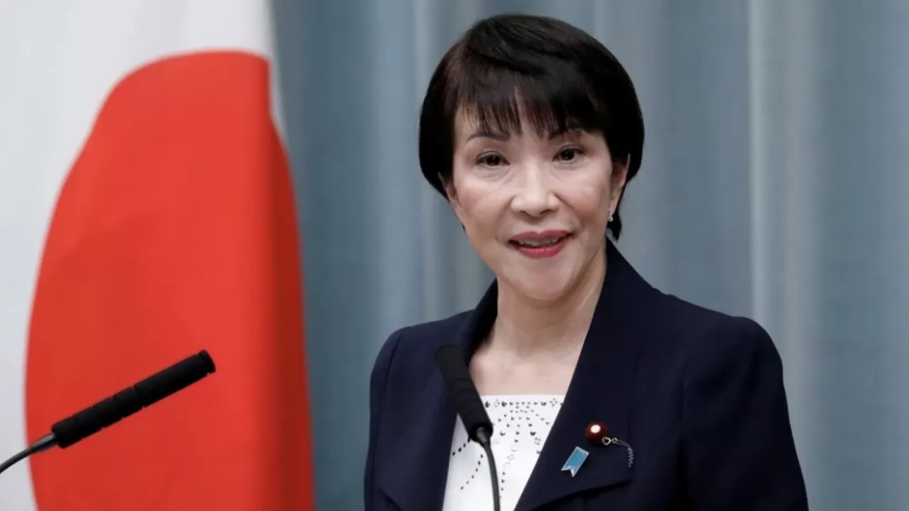 Жапонияда жүздеген адам премьер-министрдің отставкасын талап етті