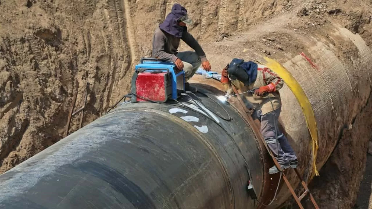Алматыда су құбыры желілерін жөндеген компания лицензиясынан айырылды