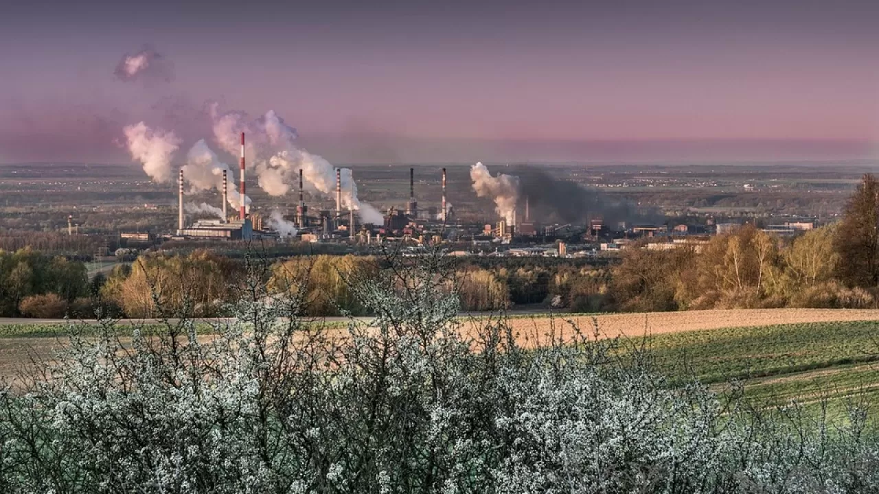 Только в одном городе Казахстана 2 ноября ожидается смог и штиль 