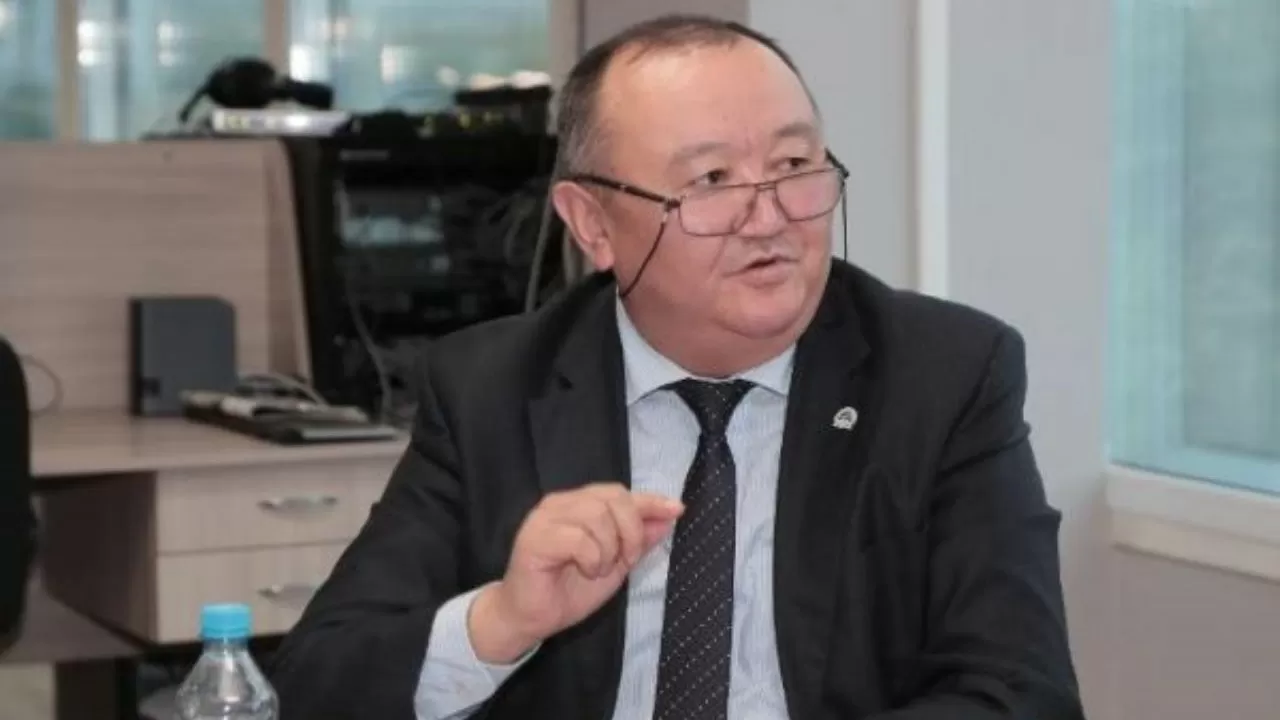 Советником главы минтруда стал поэт, посвятивший поэму Назарбаеву