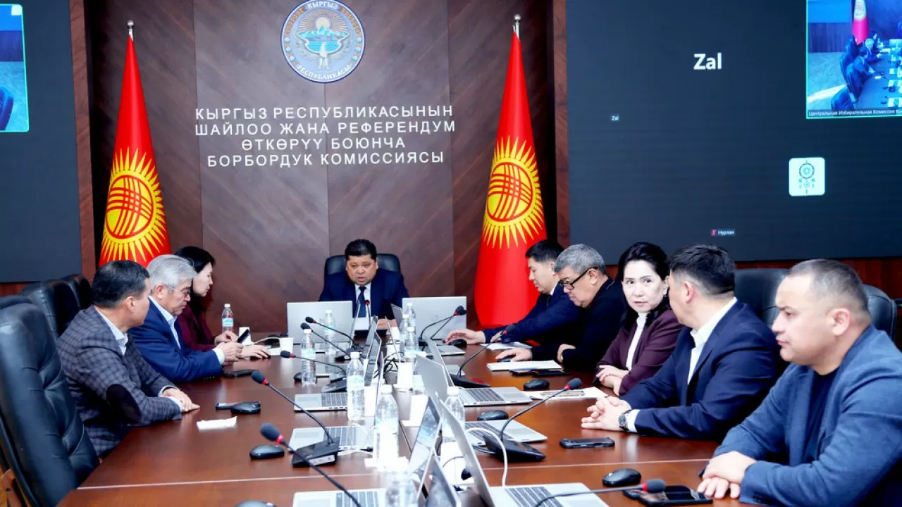 За что оштрафовали кандидатов в депутаты парламента Кыргызстана 