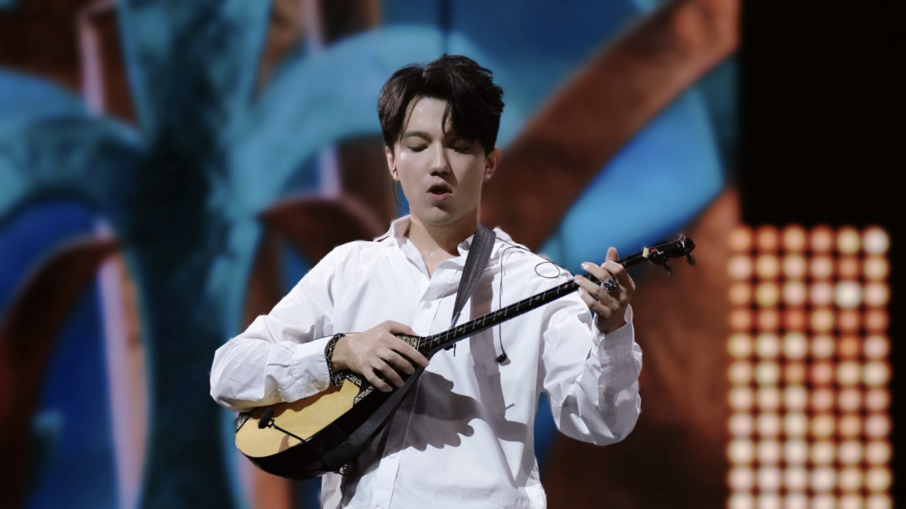 HR инспекторымен жыныстық қатынас