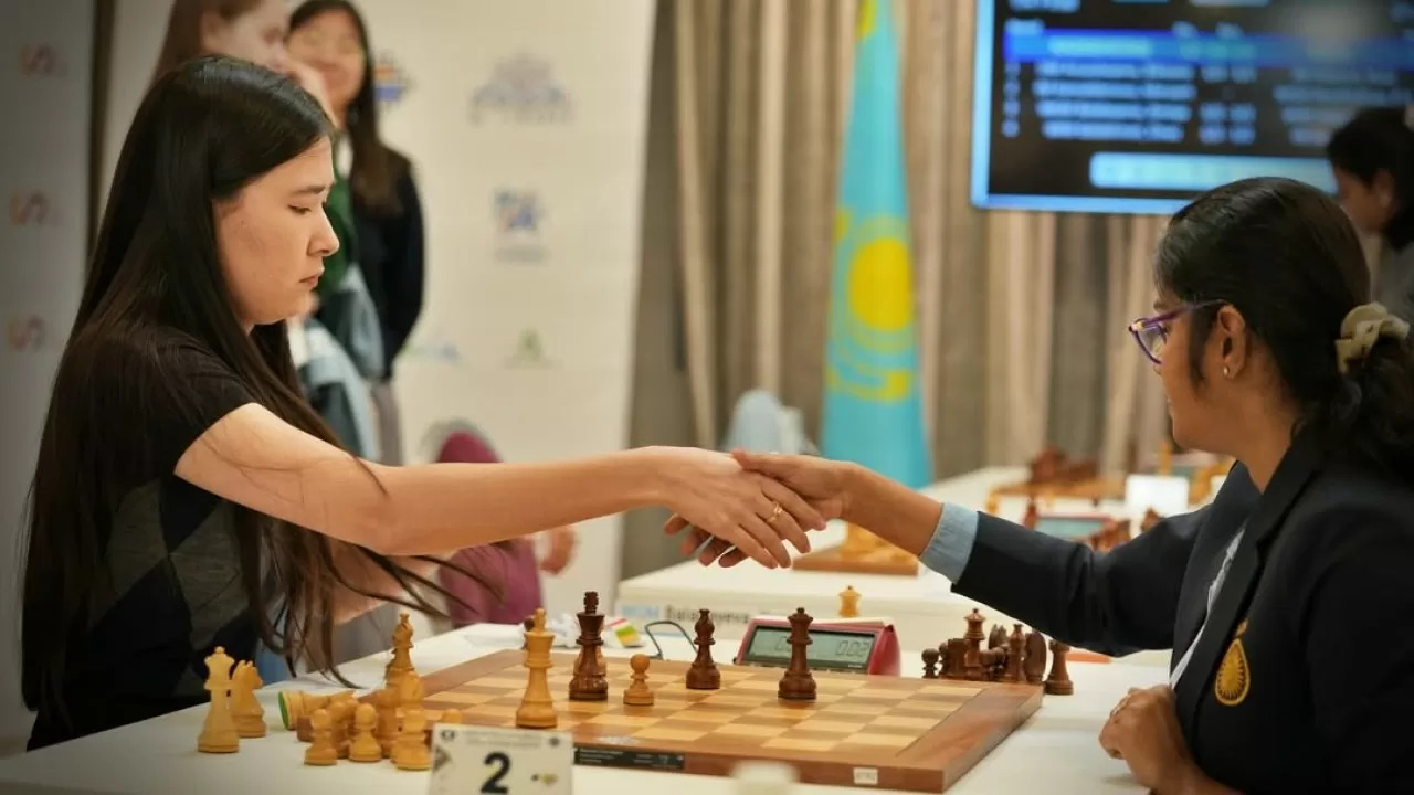 Шахматтан Қазақстан құрамасы әлем чемпионатының жартылай финалына шықты 