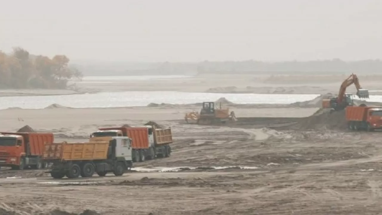 Коксарайский контррегулятор готовят к реконструкции и новым сбросам воды  