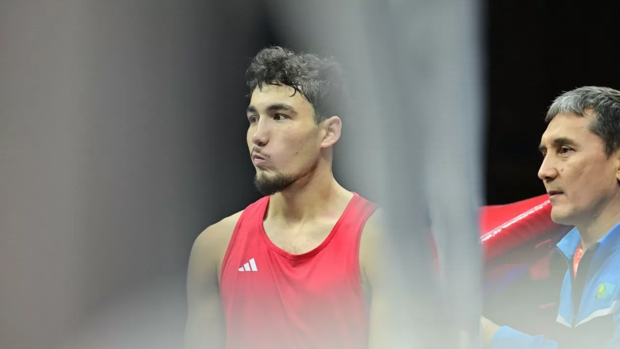 Казахстанец завоевал "бронзу" этапа Кубка мира по боксу