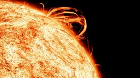 Солнечный ветер долетел до Земли 28 ноября: будет магнитная буря 