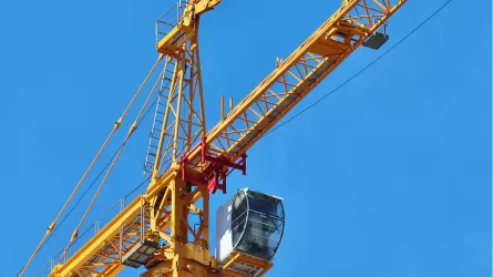 В Атырау жители требуют достроить школу на 600 мест