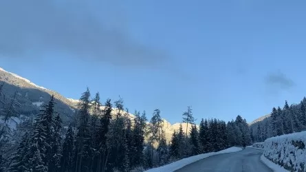 Ограничение на всю зиму ввели на некоторых трассах Казахстана, но не для всех 