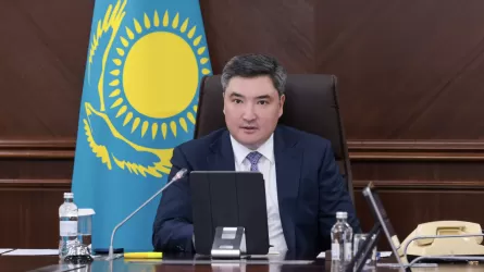 Олжас Бектенов дербес Кеден органын қалпына келтіруді ұсынған сенаторларға жауап берді