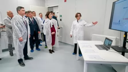 Бектенов проверил внедрение передовых технологий в медицине 