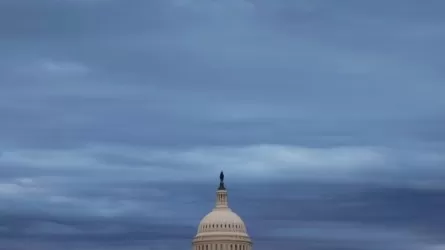 Сенат США проголосовал за прекращение шатдауна 