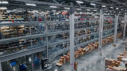 Ozon Казахстан улучшил условия для продавцов, которые хранят товары на складах маркетплейса