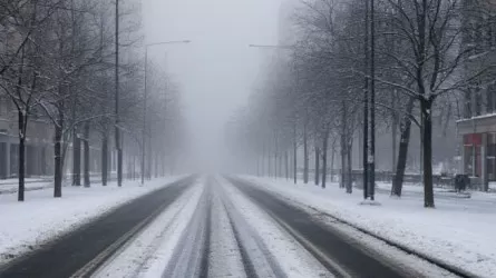 Штормовое предупреждение объявлено в регионах Казахстана