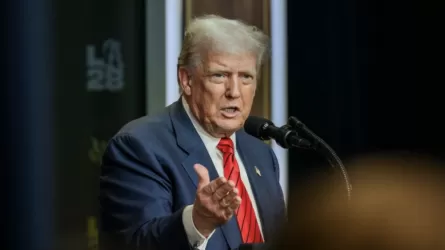 Трамптың рейтингі рекордтық минимумға дейін құлдырады