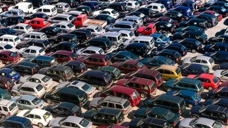 Кыргызстан ужесточил допуск к использованию иностранных автомобилей 