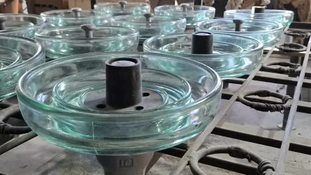 Дешевые изоляторы завалили рынок Казахстана и грозят отключениями света 