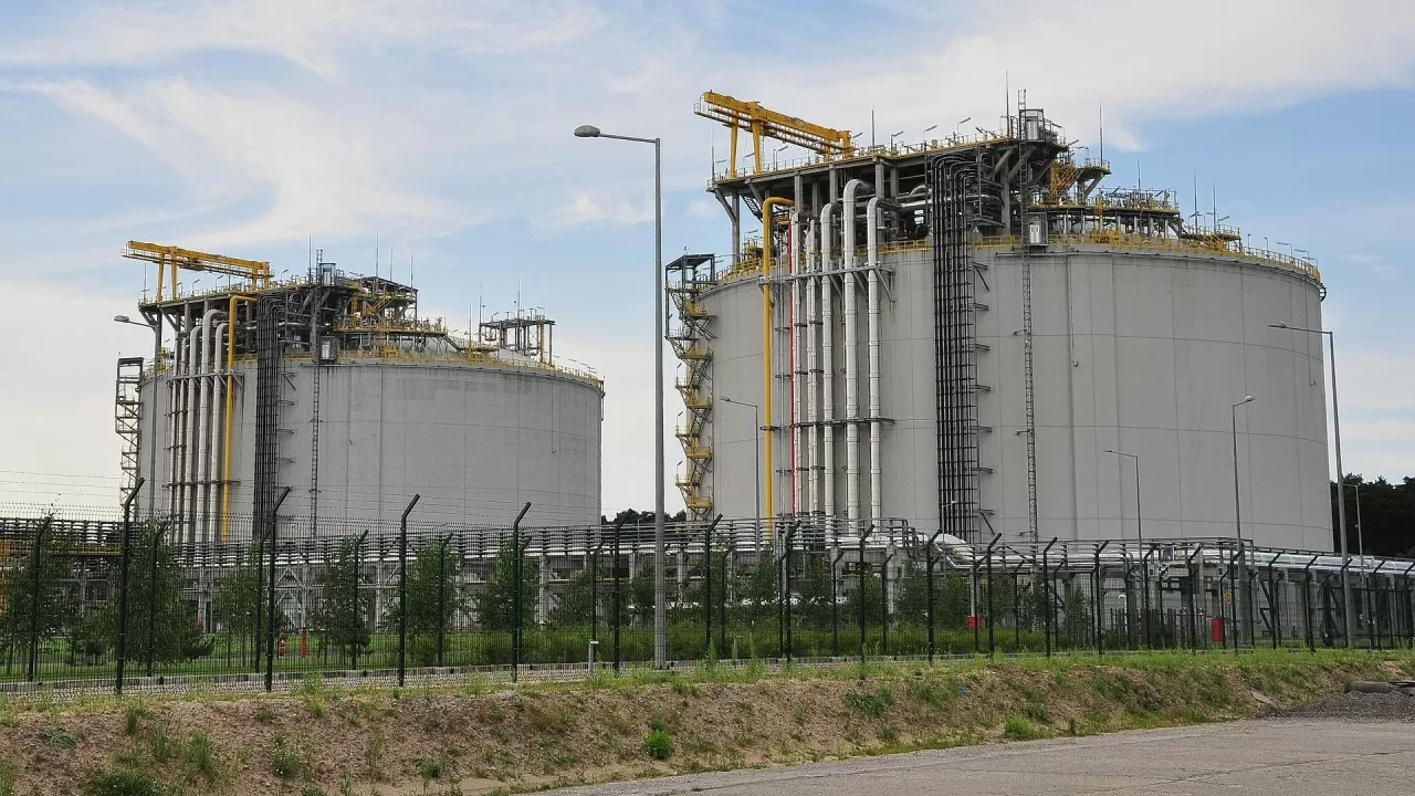 Назван срок, когда ЕС полностью откажется от российского газа  