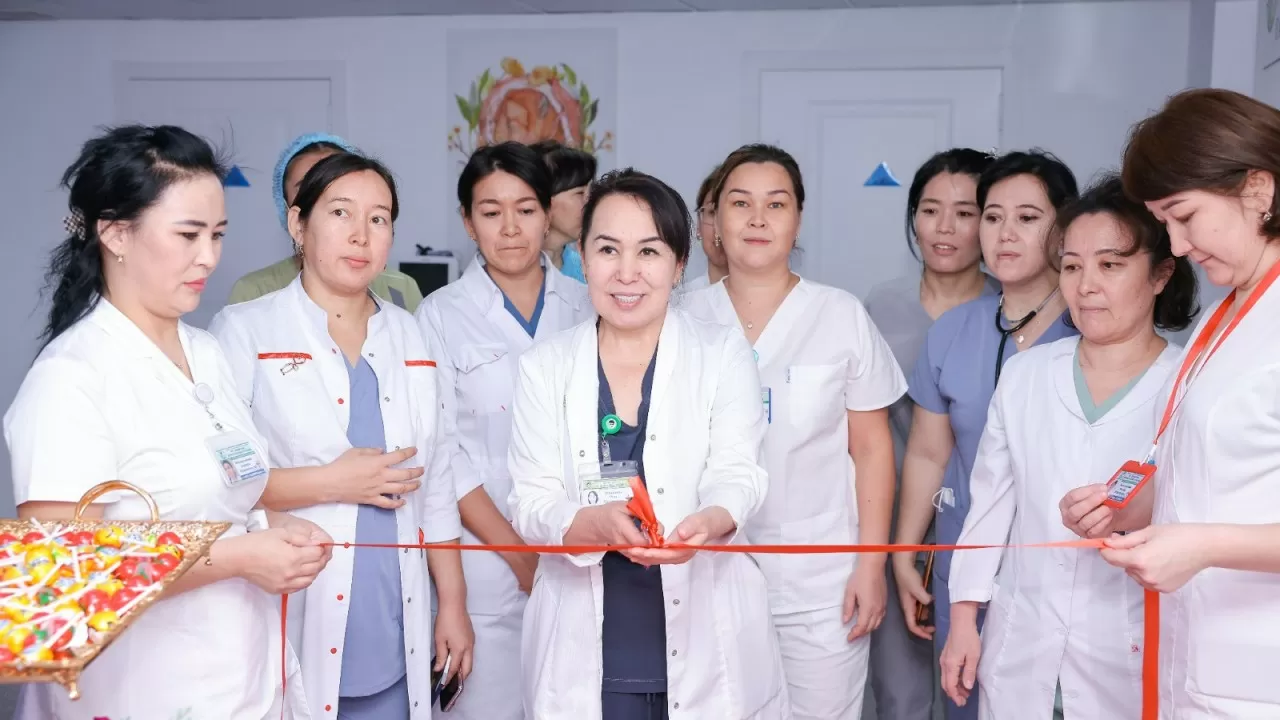 Емшек сүтінің жеке банкі нәрестелердің өміршеңдігін арттырады