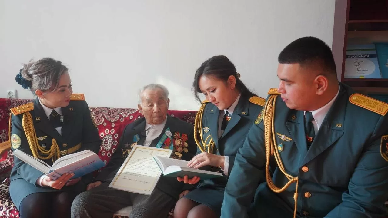 Ветеран ВОВ из Алматы отметил 103-й день рождения