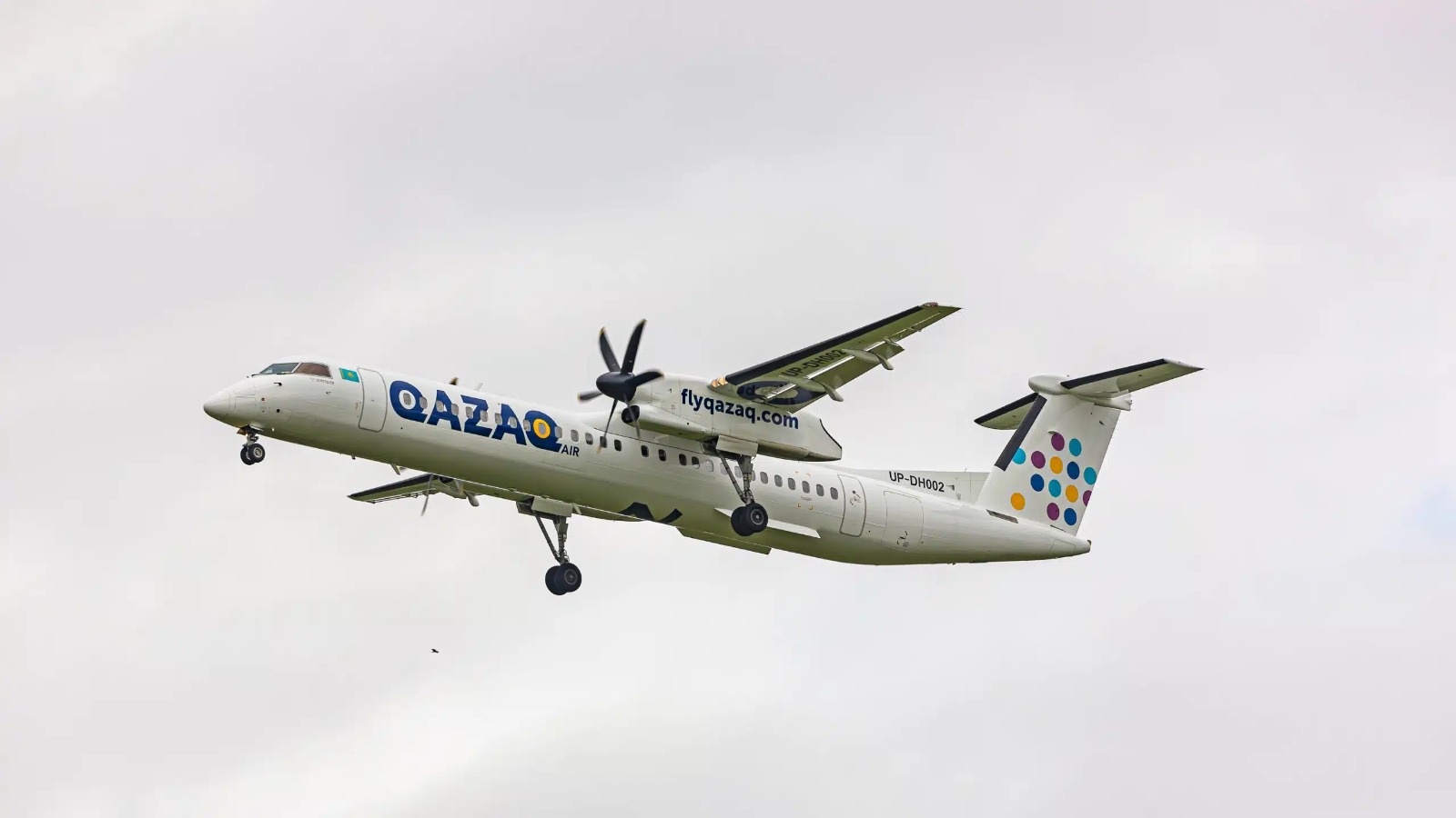 Вьетнамдық компания Qazaq Air-дың 51% акциясын 2 млн долларға сатып алды