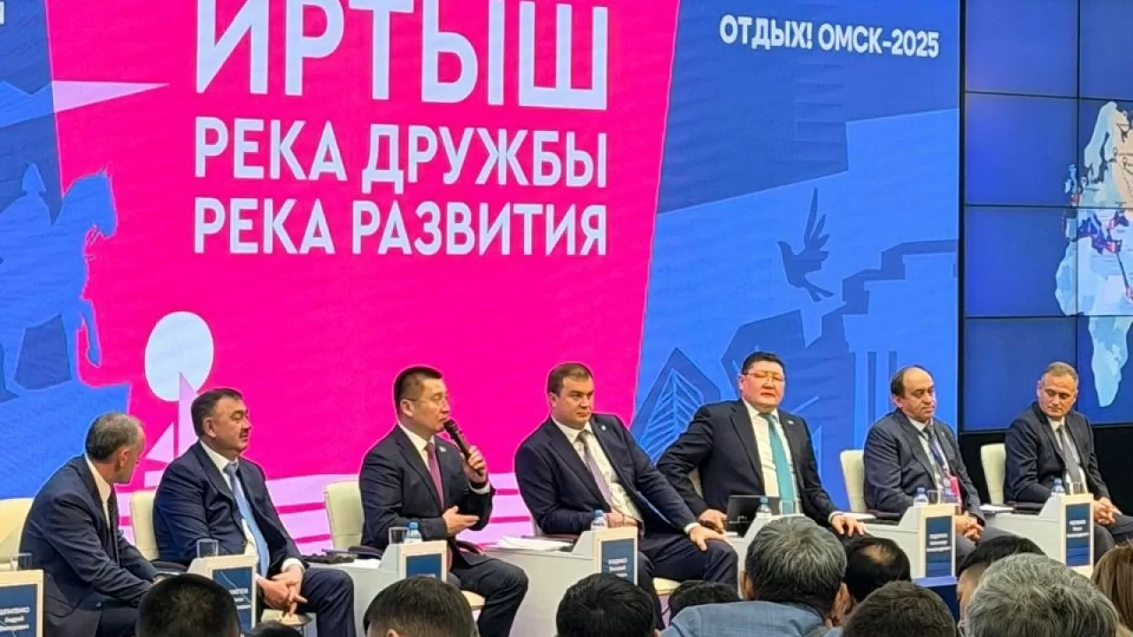 Казахстан готов к наращиванию объемов перевозок по Иртышу