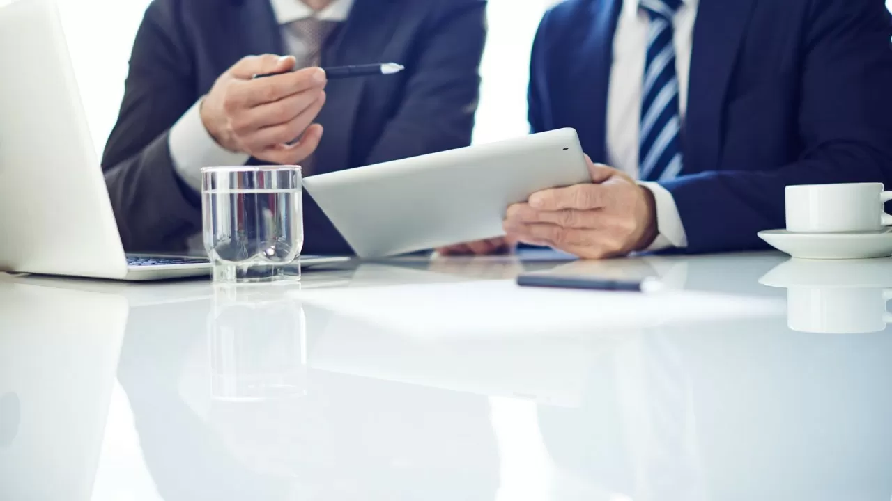 ШҚО-да мемлекеттік қызметшілер жаңа жылдық корпоративтің орнына спорттық сайыс өткізді