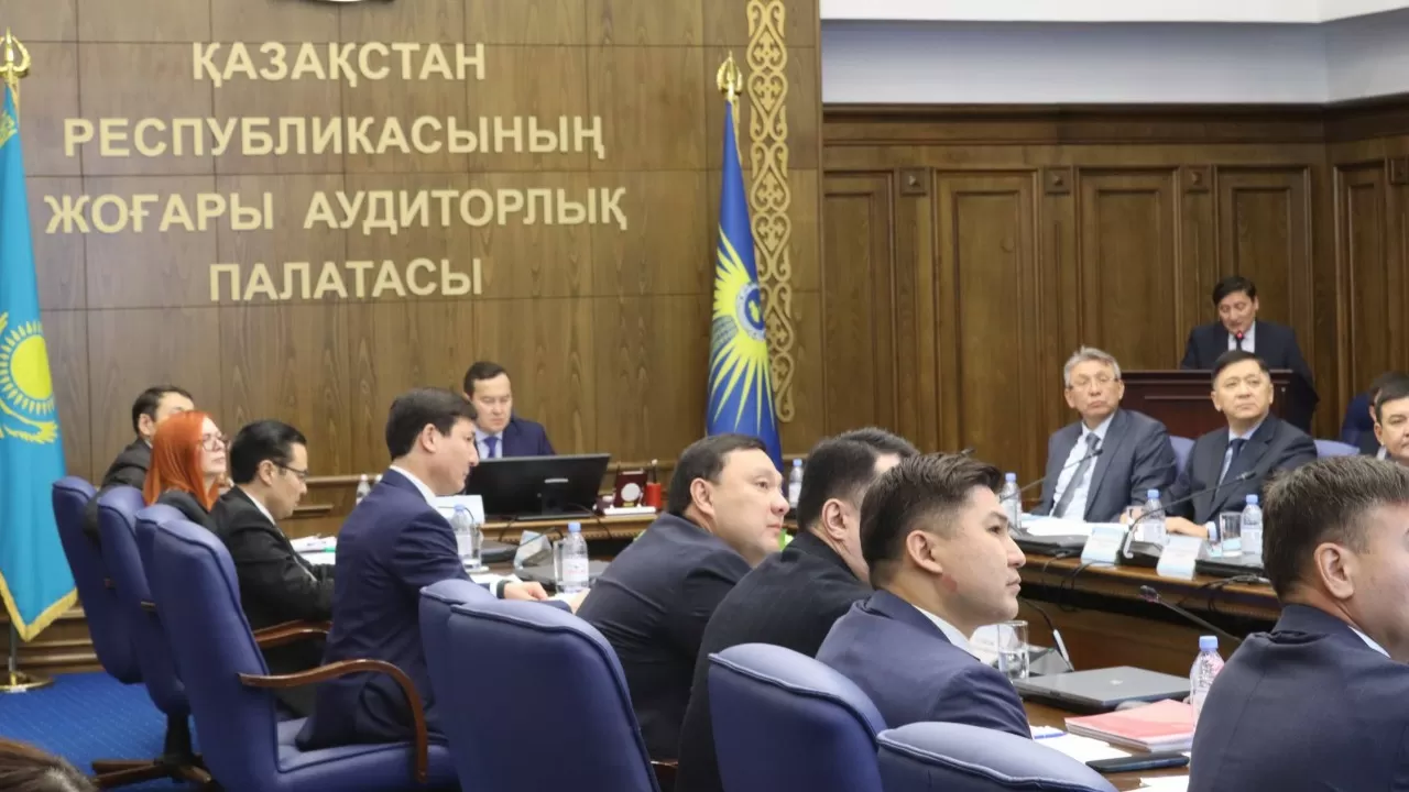 Миллиарды на счетах и ноль инвестиций: чем живут СПК регионов  