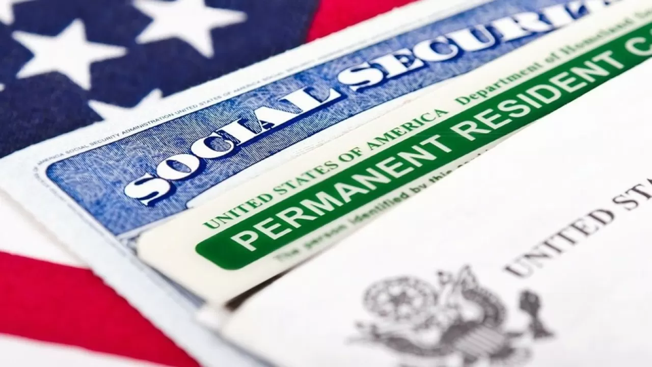 США приостанавливает розыгрыш грин-карт  